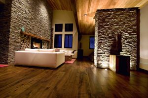 piso-moderno-madera-piedra